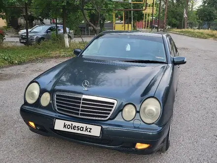 Mercedes-Benz C 320 2001 годаүшін4 000 000 тг. в Шымкент