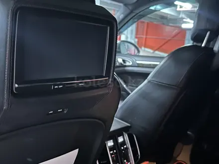 Porsche Cayenne 2012 года за 16 000 000 тг. в Алматы – фото 17