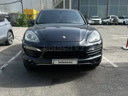 Porsche Cayenne 2012 года за 16 000 000 тг. в Алматы – фото 24