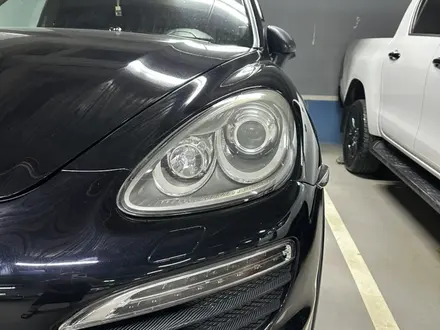 Porsche Cayenne 2012 года за 16 000 000 тг. в Алматы – фото 2