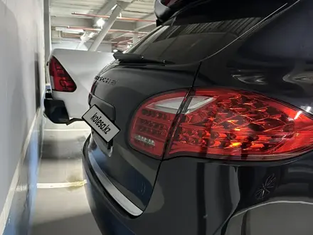 Porsche Cayenne 2012 года за 16 000 000 тг. в Алматы – фото 8
