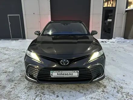 Toyota Camry 2021 года за 16 200 000 тг. в Алматы