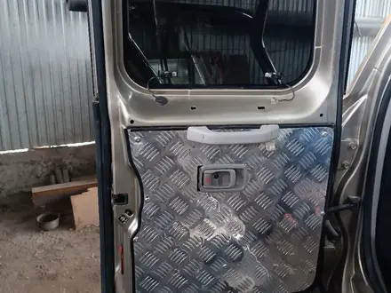 Nissan Patrol 2004 года за 12 500 000 тг. в Алматы – фото 16