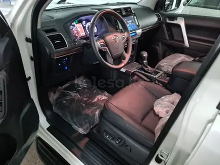Toyota Land Cruiser Prado 2023 года за 43 500 000 тг. в Алматы – фото 6