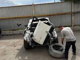 Equinox запчасти кузов двигатель ходовая в разбор после ДТП за 1 000 тг. в Алматы – фото 2