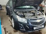 Chevrolet Cruze 2013 года за 3 400 000 тг. в Астана – фото 3