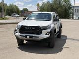 Toyota Hilux 2025 года за 32 400 000 тг. в Уральск – фото 3