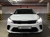 Kia Rio X-Line 2022 года за 8 900 000 тг. в Астана