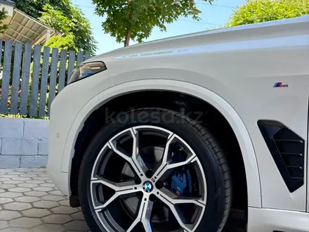 BMW X5 2024 года за 46 000 000 тг. в Алматы – фото 30