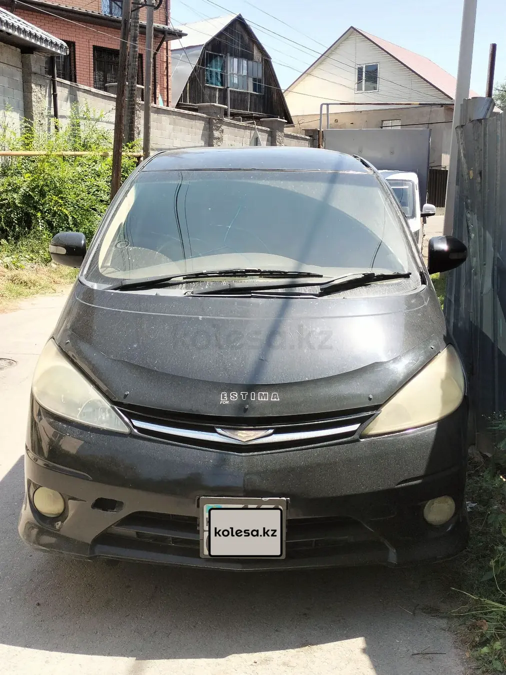 Toyota Estima, 2003