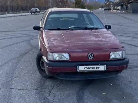 Volkswagen Passat 1990 года за 770 000 тг. в Алматы