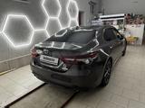 Toyota Camry 2022 года за 19 000 000 тг. в Кызылорда – фото 3
