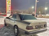 Mercedes-Benz E 230 1991 годаfor1 700 000 тг. в Астана – фото 5