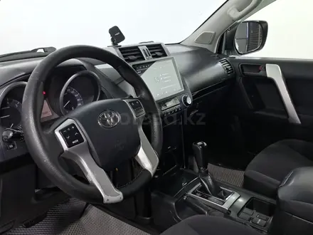Toyota Land Cruiser Prado 2016 года за 18 590 000 тг. в Астана – фото 12