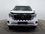 Toyota Land Cruiser Prado 2016 года за 18 590 000 тг. в Астана – фото 2
