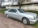 Mercedes-Benz E 230 1995 года за 1 500 000 тг. в Алматы – фото 2