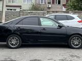 Toyota Camry 2004 года за 3 750 000 тг. в Экибастуз – фото 4