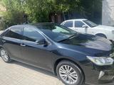 Toyota Camry 2015 годаүшін11 500 000 тг. в Актобе – фото 3