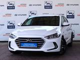 Hyundai Elantra 2018 годаүшін7 800 000 тг. в Алматы
