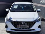 Hyundai Accent 2020 годаfor8 300 000 тг. в Актобе – фото 2