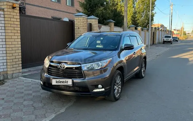 Toyota Highlander 2014 года за 16 500 000 тг. в Павлодар