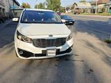 Kia Carnival 2015 года за 9 700 000 тг. в Жаркент – фото 3