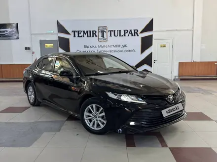 Toyota Camry 2018 года за 10 500 000 тг. в Шымкент