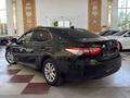 Toyota Camry 2018 года за 10 500 000 тг. в Шымкент – фото 5