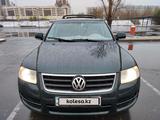 Volkswagen Touareg 2004 годаfor5 500 000 тг. в Астана