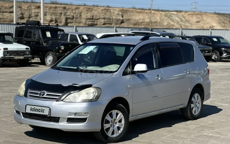 Toyota Avensis Verso 2004 года за 4 750 000 тг. в Атырау