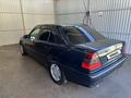 Mercedes-Benz C 180 1998 годаfor2 550 000 тг. в Семей – фото 32