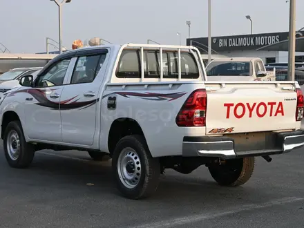 Toyota Hilux 2023 года за 19 700 000 тг. в Астана – фото 5