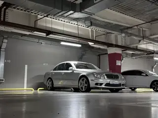 Mercedes-Benz E 55 AMG