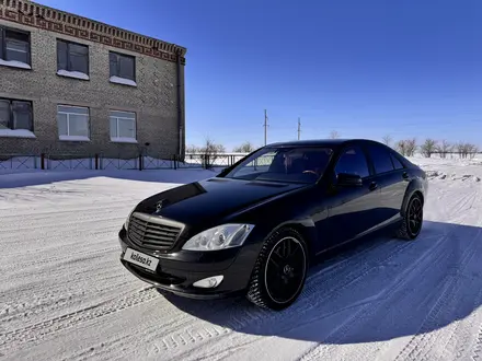 Mercedes-Benz S 550 2005 года за 8 300 000 тг. в Кокшетау