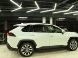 Toyota RAV4 2022 годаүшін19 000 000 тг. в Шымкент – фото 5