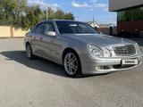 Mercedes-Benz E 320 2002 годаүшін5 200 000 тг. в Караганда – фото 2