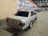 Mercedes-Benz E 280 1993 года за 2 500 000 тг. в Туркестан – фото 5