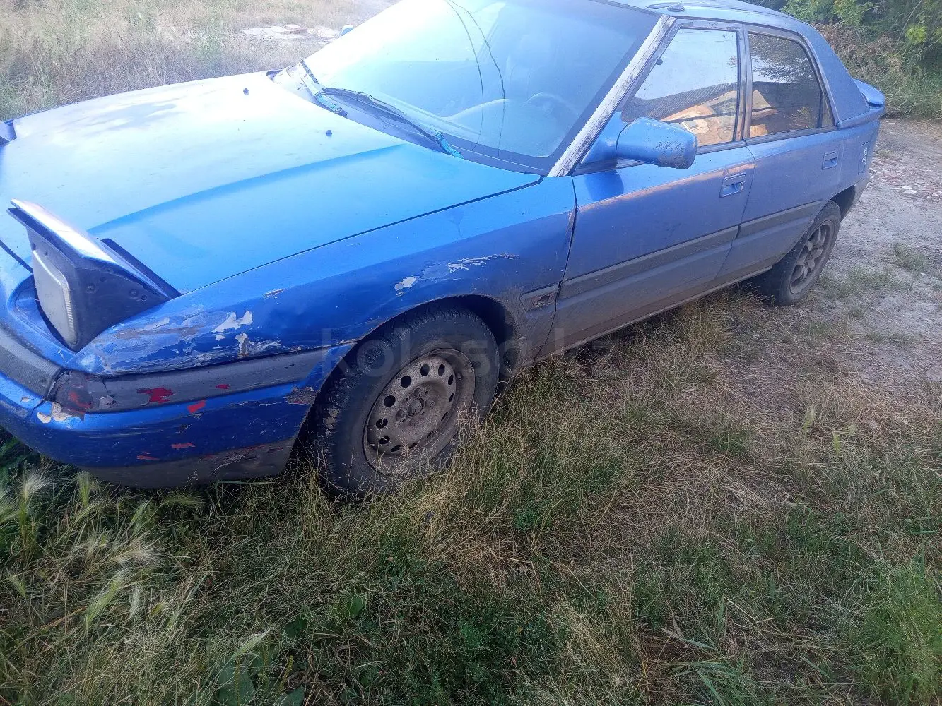 Mazda 323, 1992