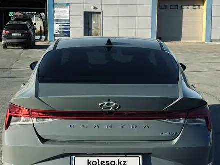 Hyundai Elantra 2022 года за 12 500 000 тг. в Атырау – фото 8