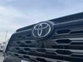 Toyota RAV4 Luxe+ 2023 года за 23 450 000 тг. в Атырау – фото 3