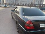 Mercedes-Benz C 180 1995 годаүшін1 800 000 тг. в Астана – фото 4
