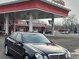 Mercedes-Benz E 320 2003 годаүшін5 850 000 тг. в Алматы – фото 4