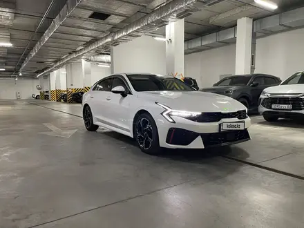 Kia K5 2024 года за 14 500 000 тг. в Алматы