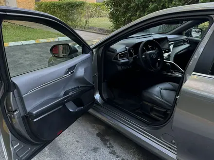 Toyota Camry 2022 года за 12 380 000 тг. в Караганда – фото 7
