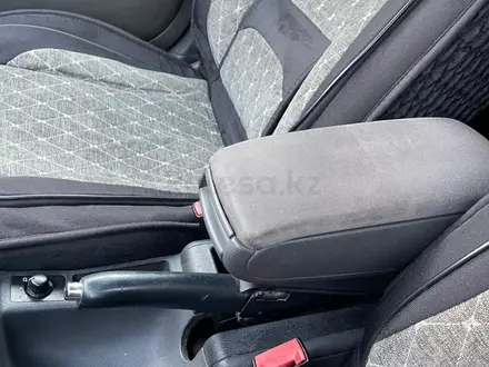 Audi A6 1997 года за 2 850 000 тг. в Петропавловск – фото 35