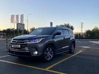 Toyota Highlander 2017 года за 18 000 000 тг. в Уральск