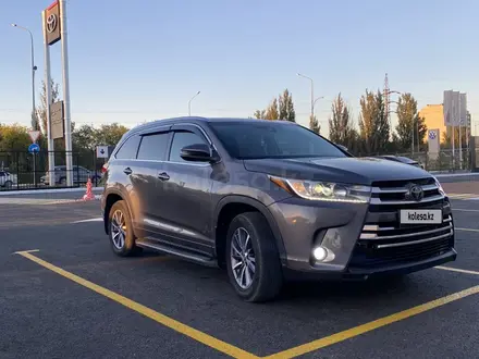 Toyota Highlander 2017 года за 18 000 000 тг. в Уральск – фото 2