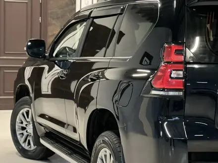 Toyota Land Cruiser Prado 2018 года за 22 200 000 тг. в Астана – фото 32