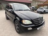 Mercedes-Benz ML 320 2002 года за 5 500 000 тг. в Алматы – фото 3