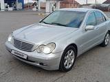 Mercedes-Benz C 320 2001 годаfor3 300 000 тг. в Талдыкорган – фото 3